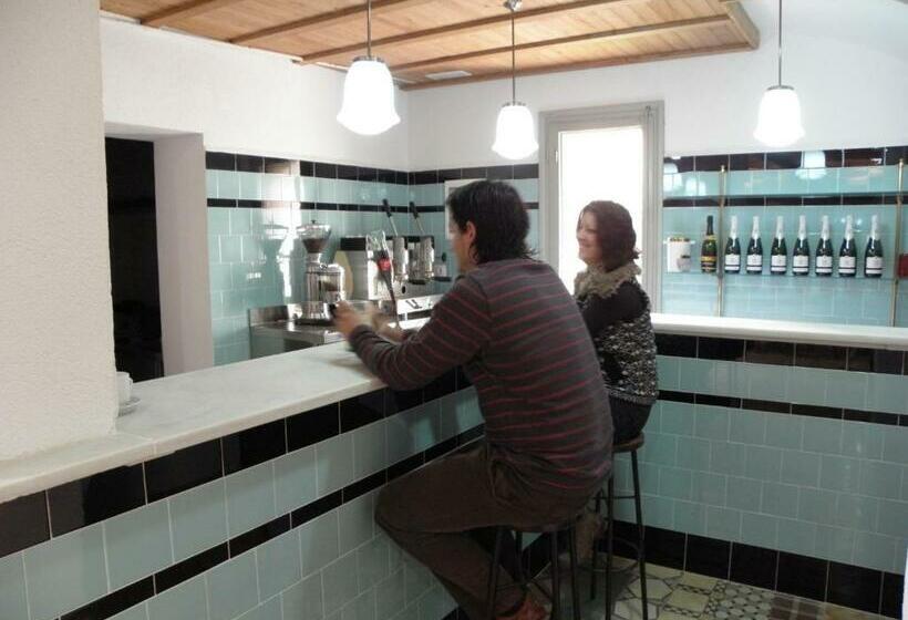 پانسیون Hostal Cal Pla