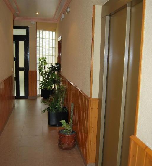 پانسیون Hostal Cazalegas