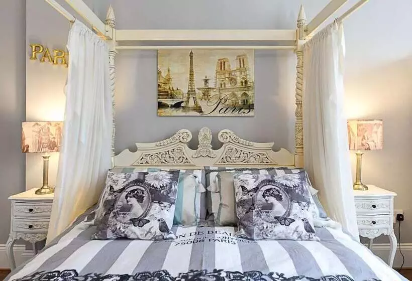 Majatalo Mama’s Inn Boutique Guest House