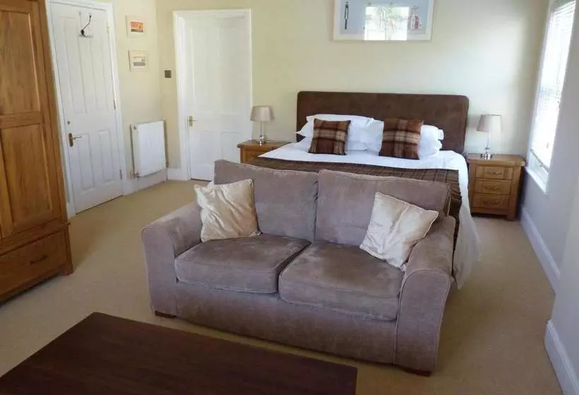 Majatalo Old Shanklin Guest House