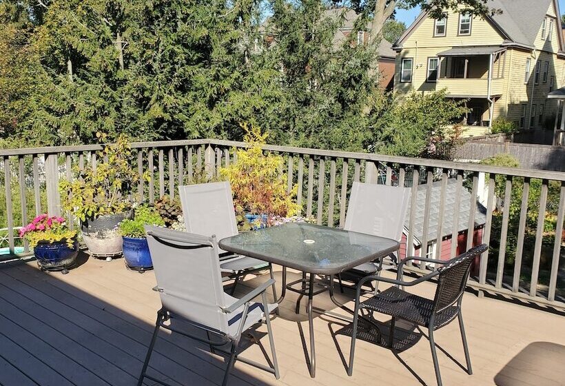 The Morrison House Bed And Breakfast