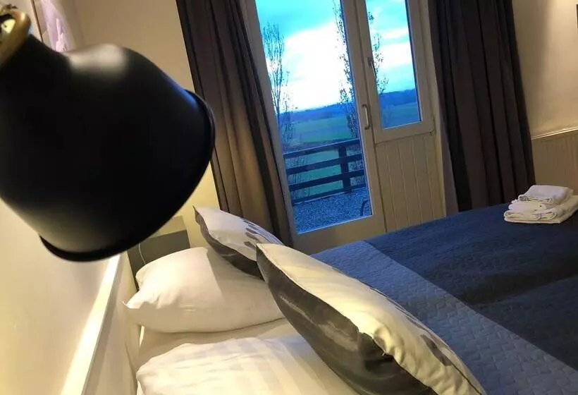 Retkeilymaja De Plank