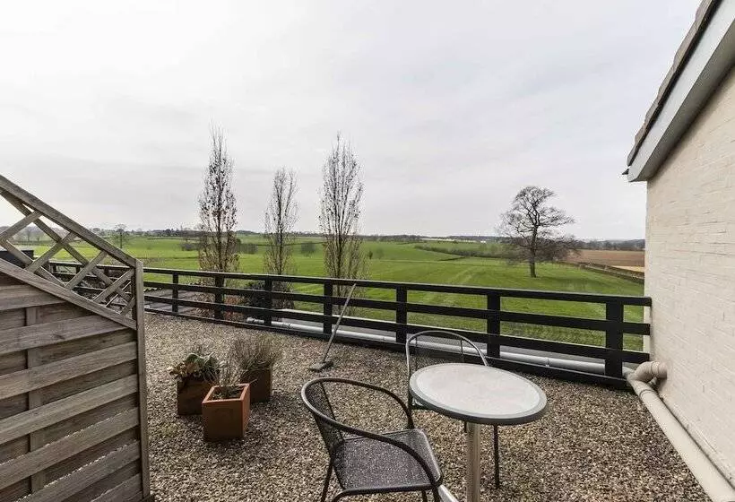 Retkeilymaja De Plank