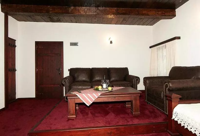 Family Hotel Makedonska Kruchma