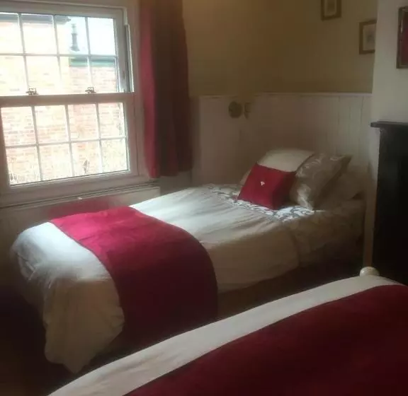 پانسیون Alice Guest House