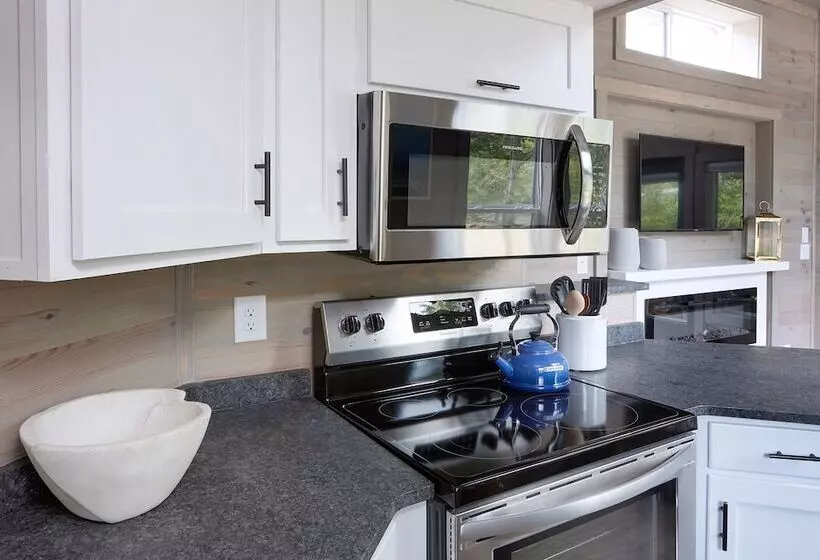 Majatalo Asheville River Cabins