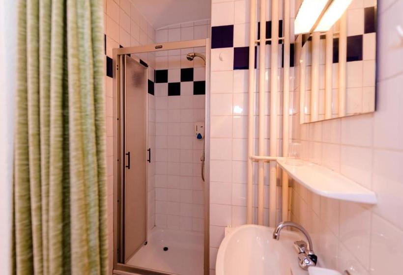 ペンション Gasthof Grillitsch Rösslwirt