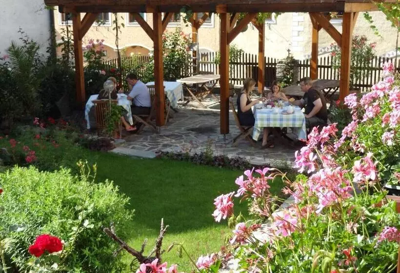 ペンション Gästehaus Haiminger Ehemalig Schmelz