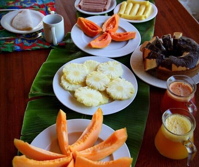 پانسیون Jangada Lodge