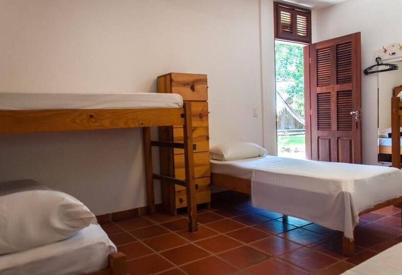 پانسیون Jangada Lodge