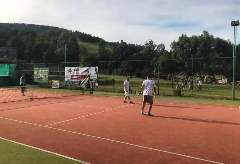 Majatalo Penzion Goral