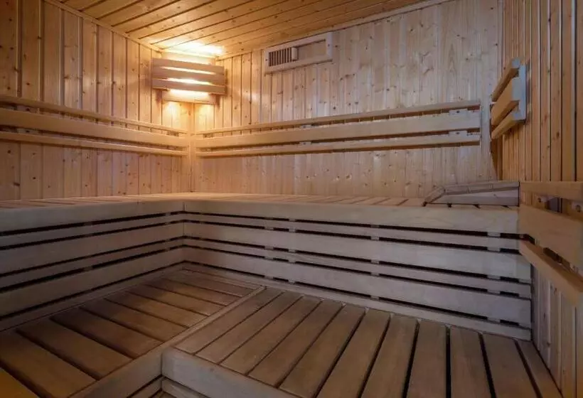 Majatalo Penzion Goral