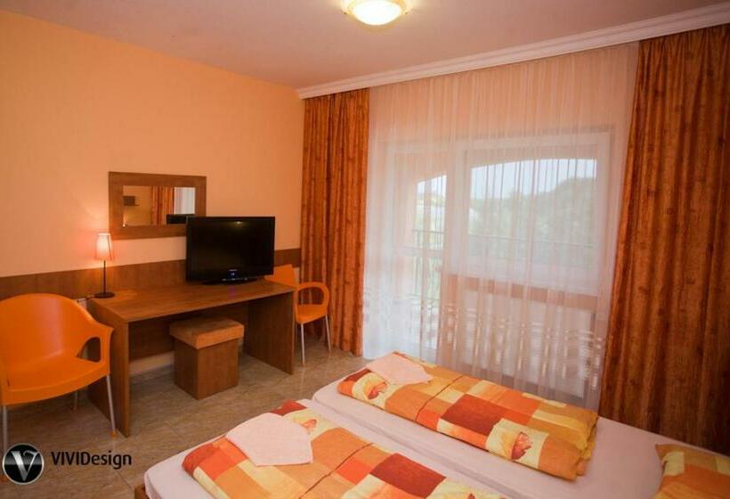 بنسيون Penzion Tara