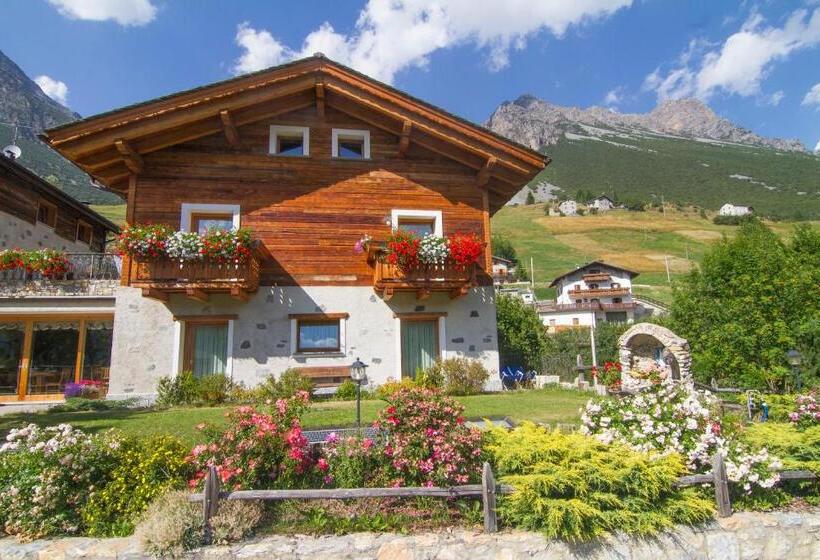 هتل Agriturismo Raethia