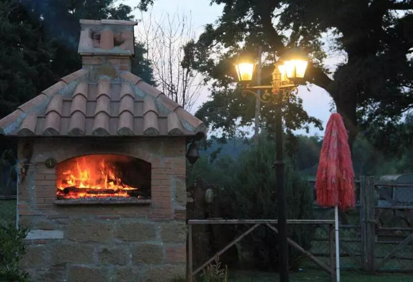 ホテル Bio Agriturismo Aia Del Tufo