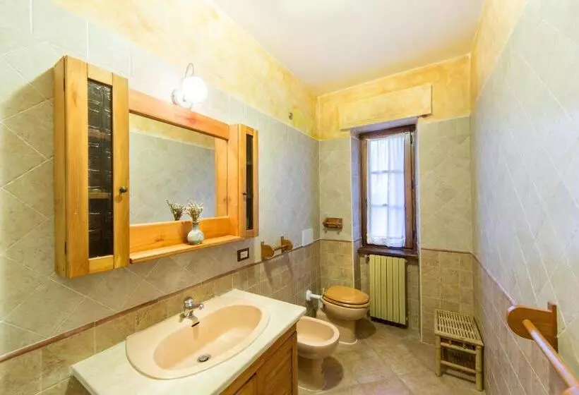 ホテル Bio Agriturismo Aia Del Tufo