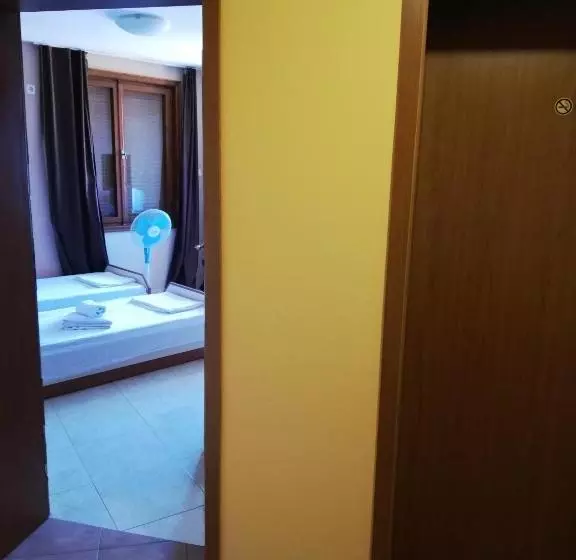 ペンション Hristovi Apartments & Studios