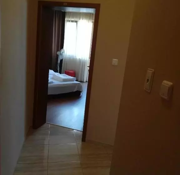 ペンション Hristovi Apartments & Studios