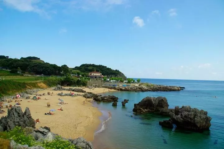 پانسیون Las Anjanas De Isla