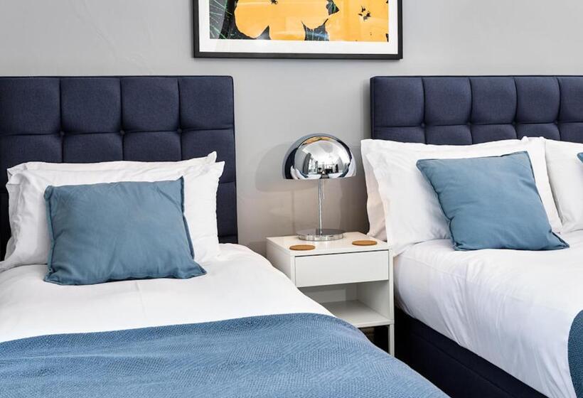 פנסיון Townhouse Exeter