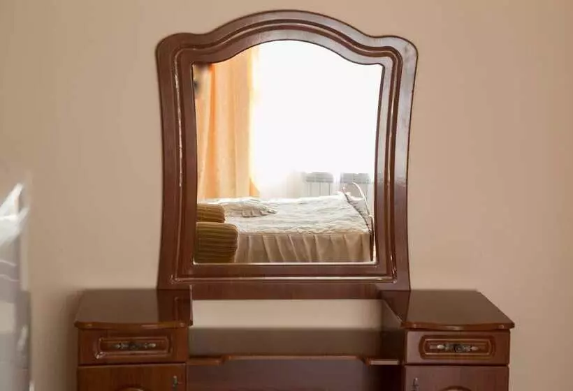 Retkeilymaja Cotteges Dzherelo