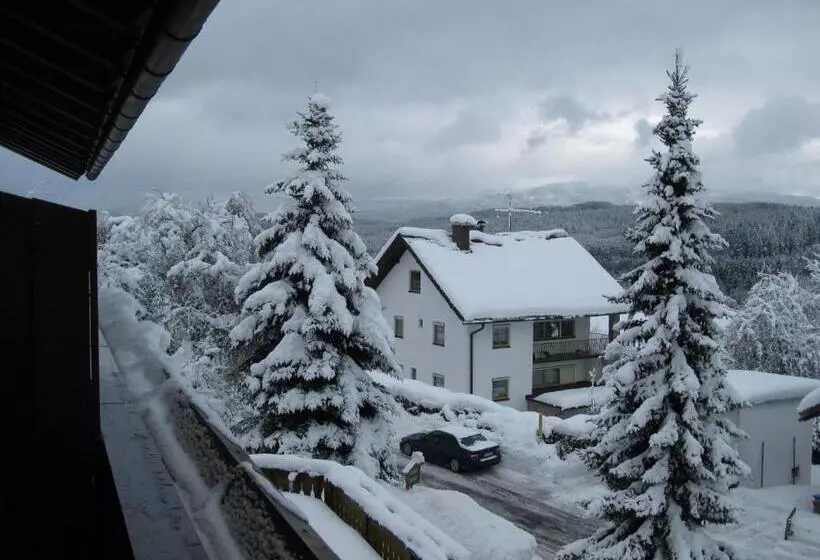 Majatalo Gästehaus Steininger