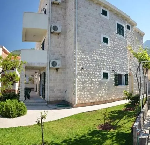 پانسیون Guest House Villa Pastrovka