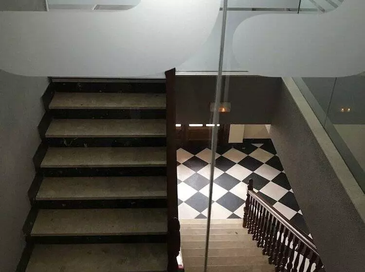 Majatalo Hostal Cafe Gutgreco