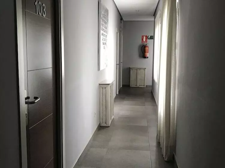 Majatalo Hostal Cafe Gutgreco