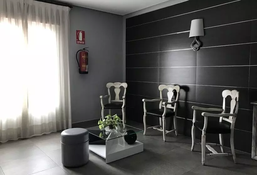 Majatalo Hostal Cafe Gutgreco