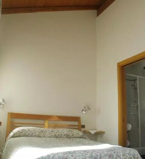 ペンション Osteria La Pesa