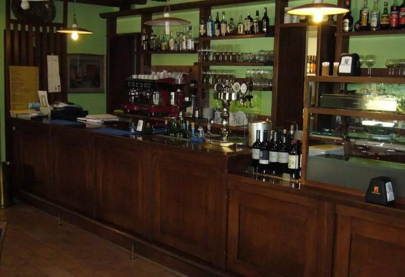 ペンション Osteria La Pesa