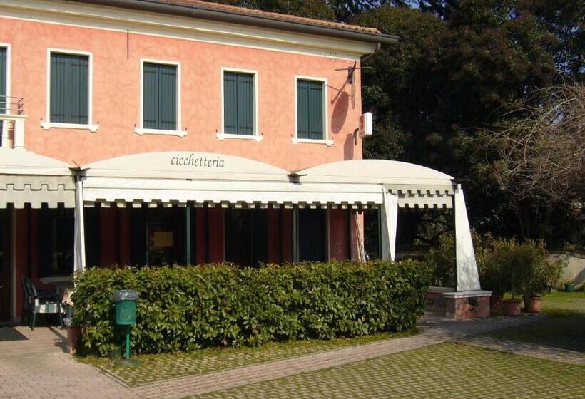 פנסיון Osteria La Pesa