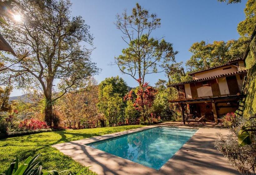 پانسیون Pousada Monte Imperial