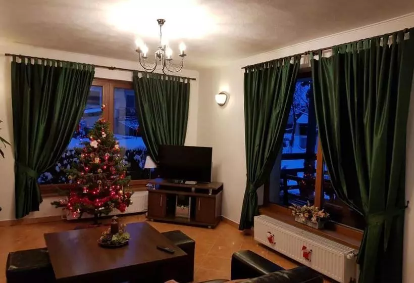 پانسیون The Guesthouse