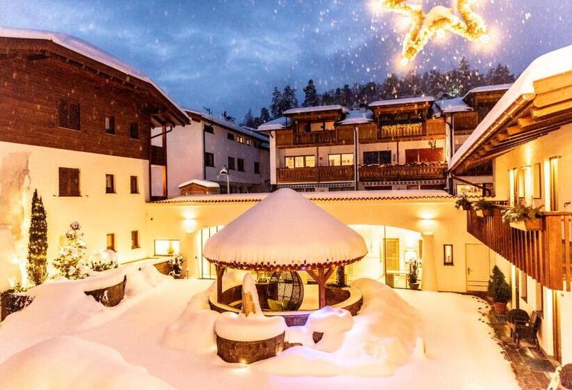 Aparthotel Kastel Seiser Alm