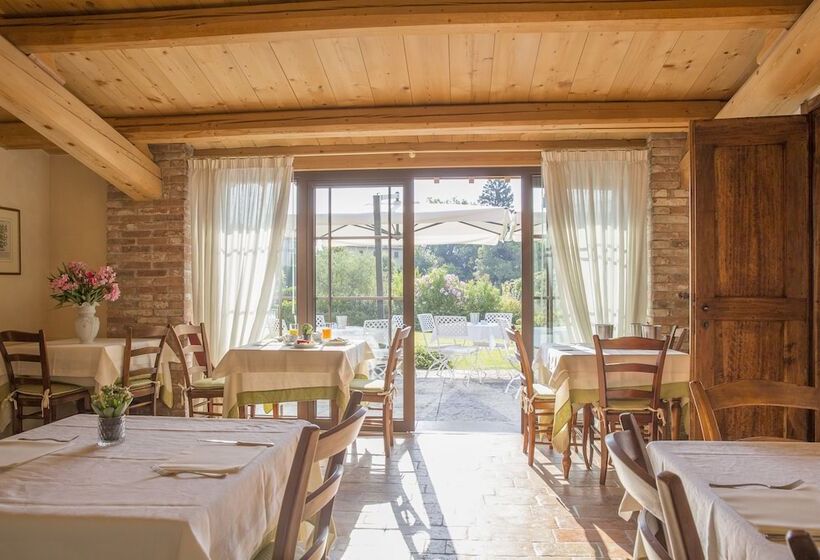 ホテル Antico Casale Bergamini