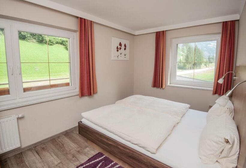 펜션 Bed&breakfast Schwaiger