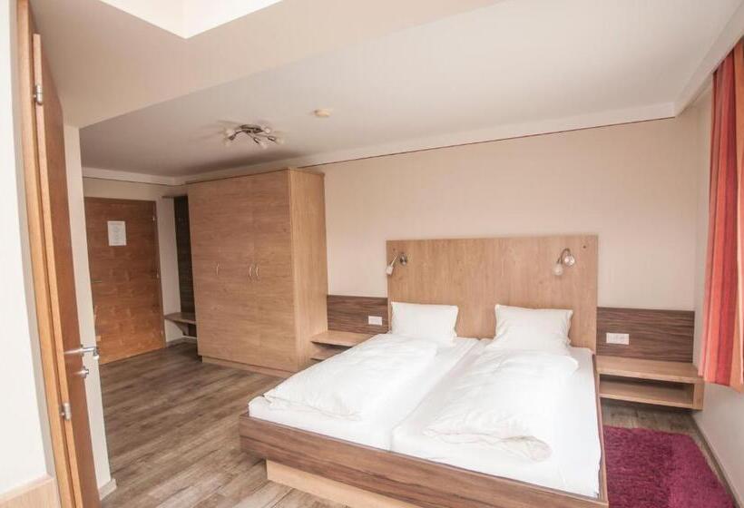 펜션 Bed&breakfast Schwaiger