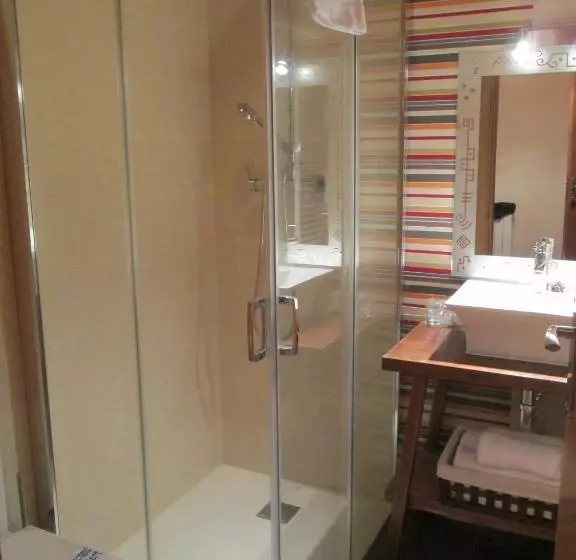 Majatalo Hostal Otsoa