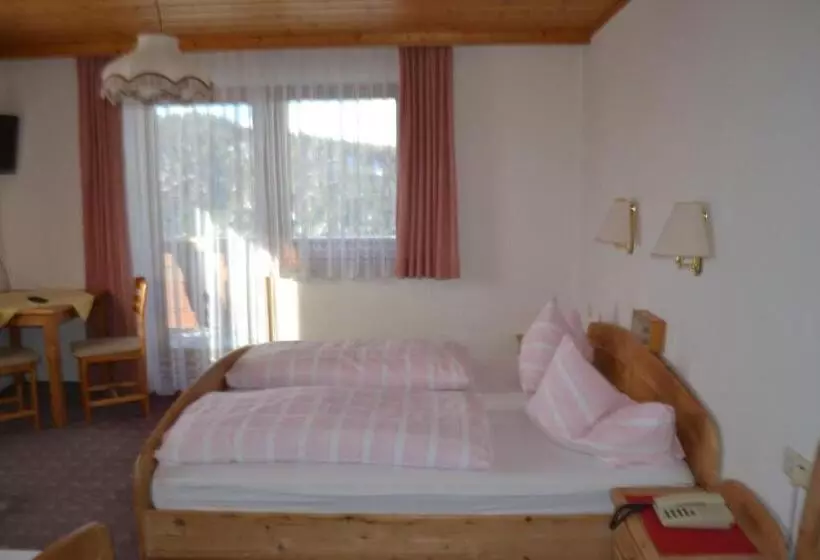 ペンション Innviertler Berggasthof