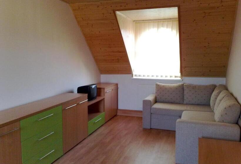 ペンション Ubytovani U Kulky