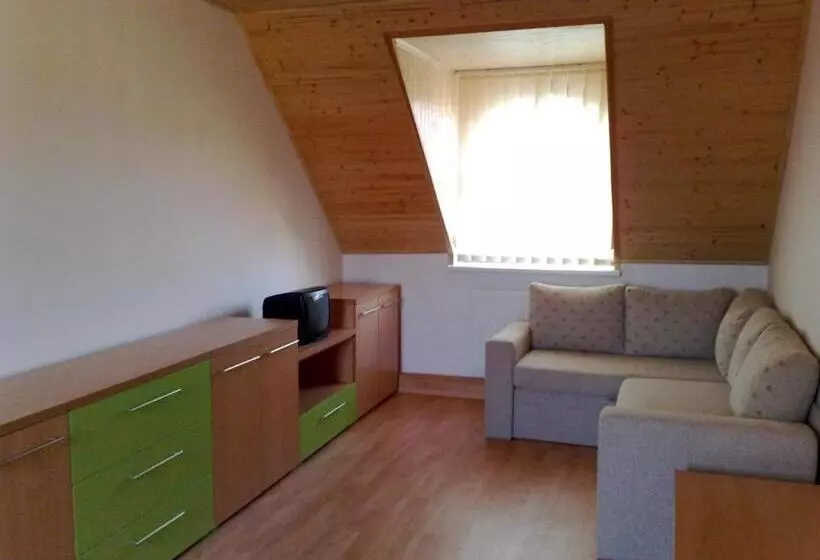 ペンション Ubytovani U Kulky