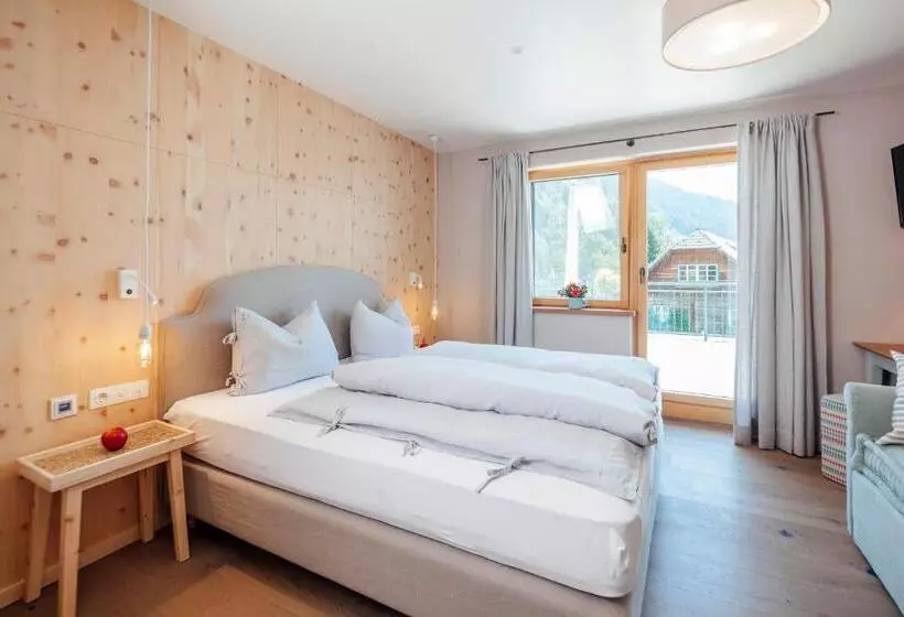 Hotelli Bio Und Vitalbauernhof Bacherhof
