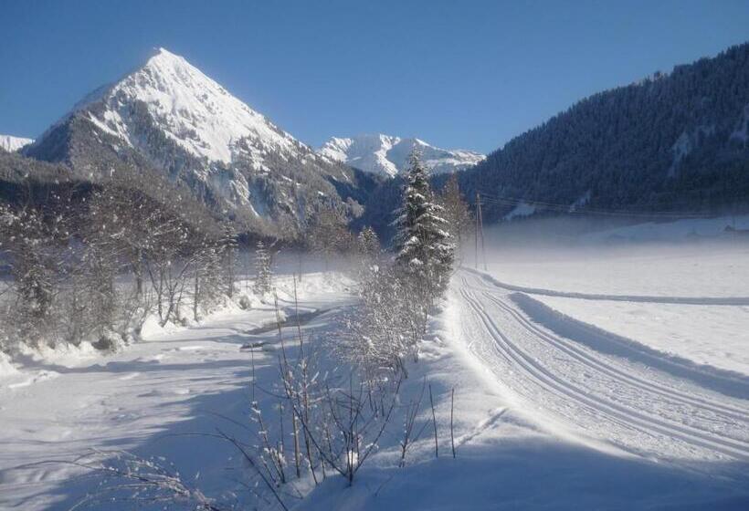 هتل Kinderbauernhof