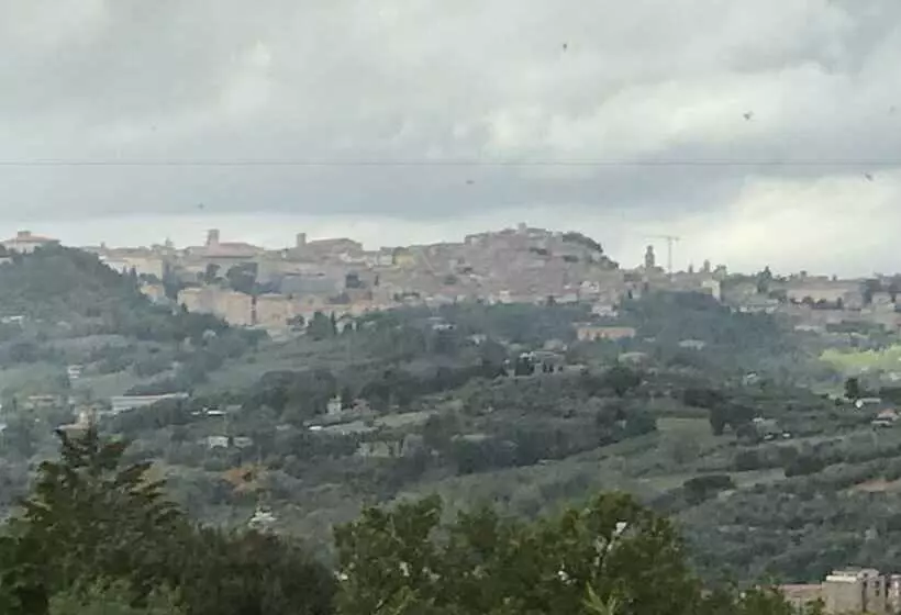 Hotelli La Collina Dei Ciliegi