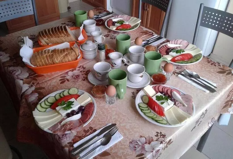 Majatalo Aleks Guest House