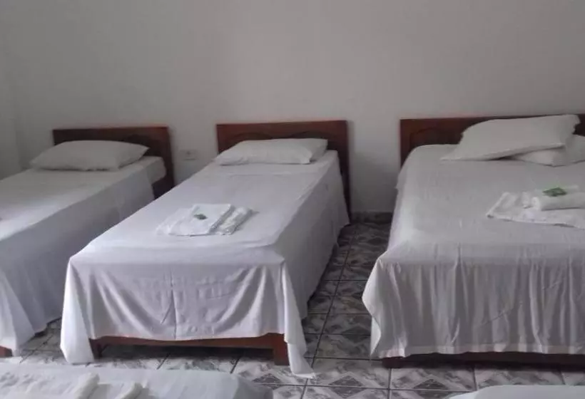 ペンション Pousada Oliveira