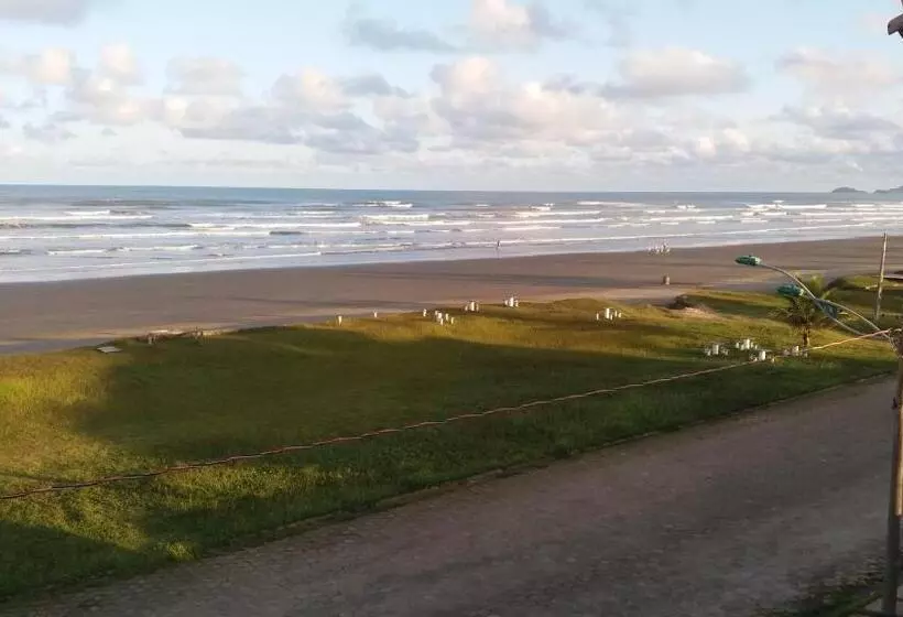 ペンション Pousada Peruíbe Ametista