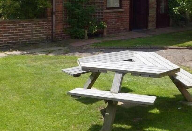 Пансион Rolandscroft Guest House